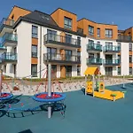 Rodzinny Przy Plazy W Miedzyzdrojach Z Parkingiem By Renters Apartment Misdroy