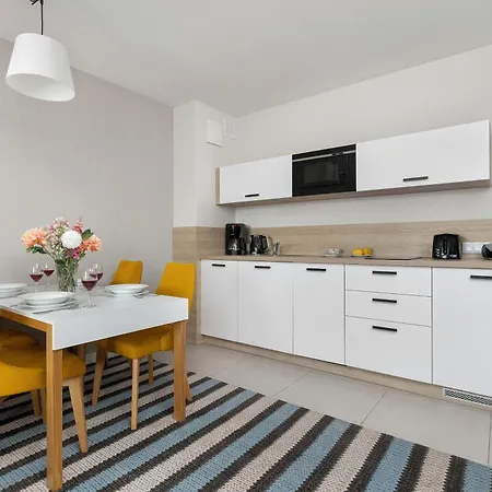 Rodzinny Przy Plazy W Miedzyzdrojach Z Parkingiem By Renters Apartment Misdroy